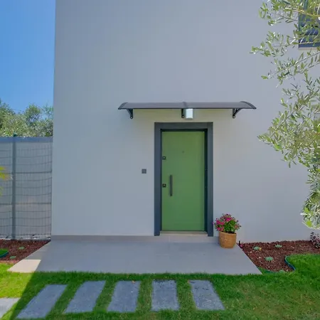 Villa Woynpoint Mine *